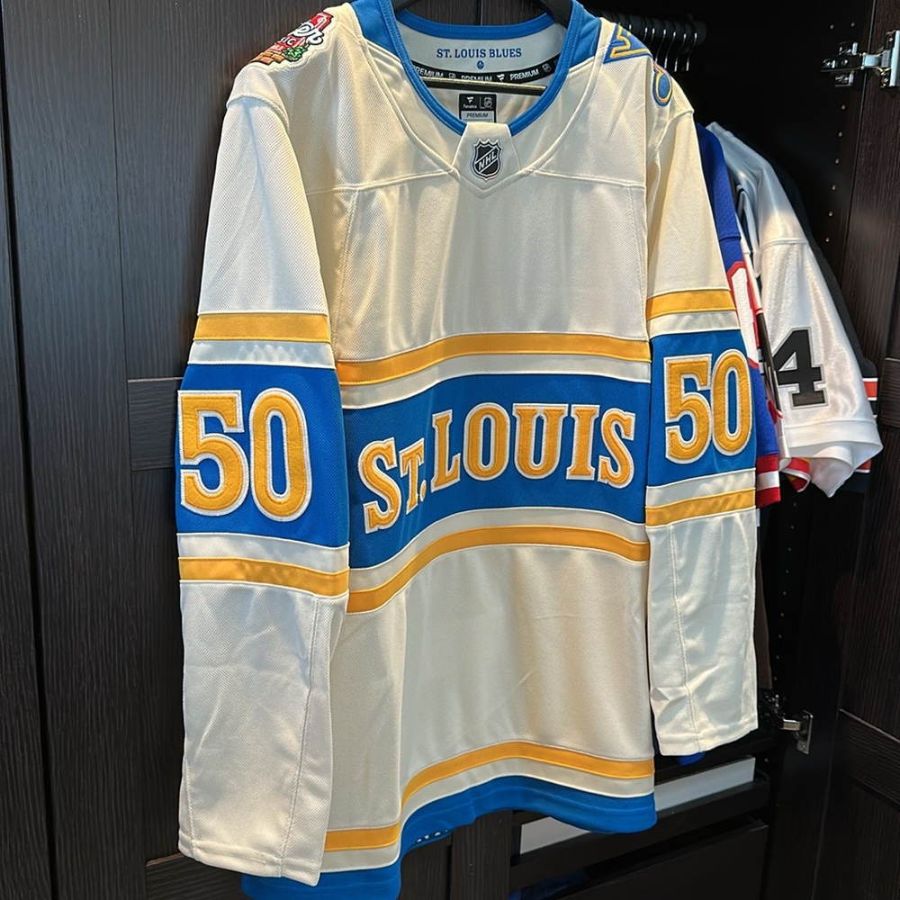 Jordan Binnington St. Louis Blues Fanatics Alternate Premium NHL Jersey - Cream - Picture 3 of 8